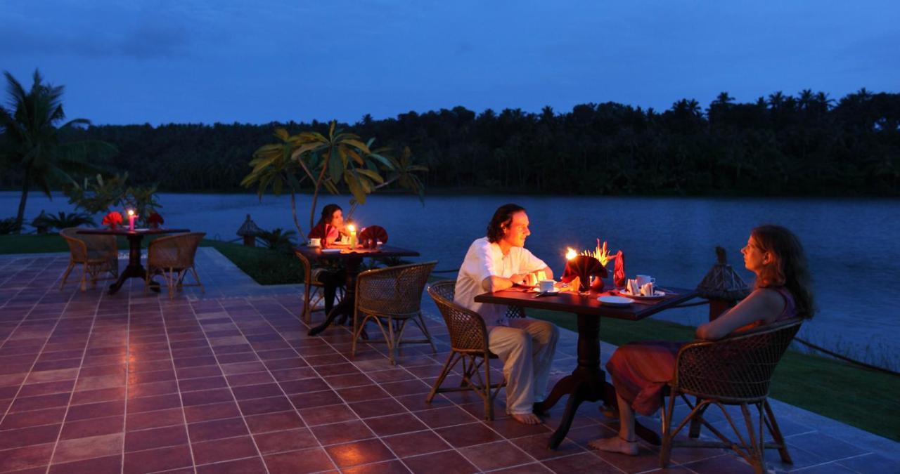 Fragrant Nature Backwater Resort & Ayurveda Spa Kollam Luaran gambar