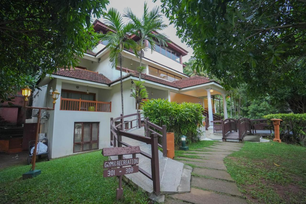 Fragrant Nature Backwater Resort & Ayurveda Spa Kollam Luaran gambar