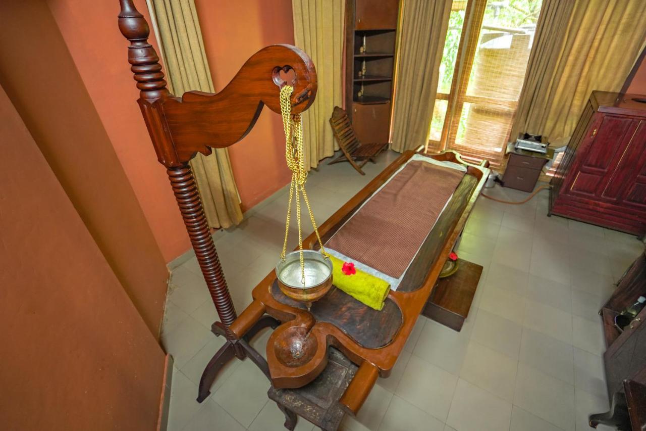 Fragrant Nature Backwater Resort & Ayurveda Spa Kollam Luaran gambar