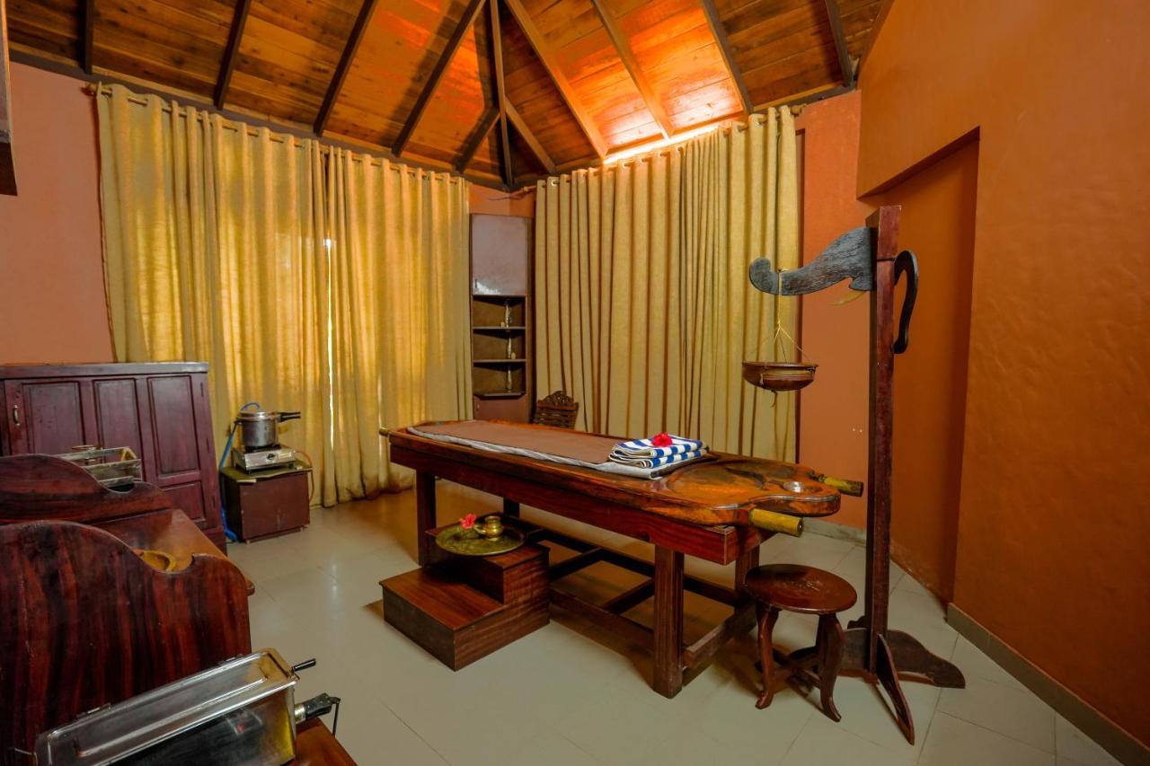 Fragrant Nature Backwater Resort & Ayurveda Spa Kollam Luaran gambar