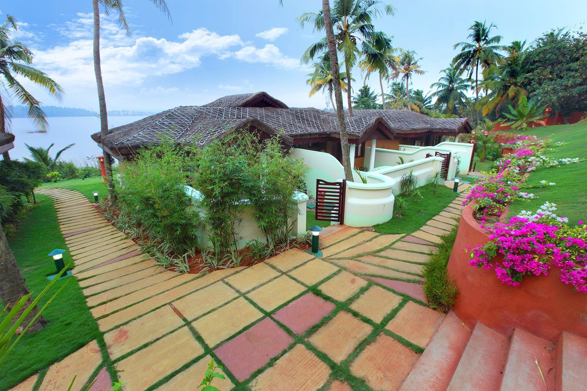 Fragrant Nature Backwater Resort & Ayurveda Spa Kollam Luaran gambar